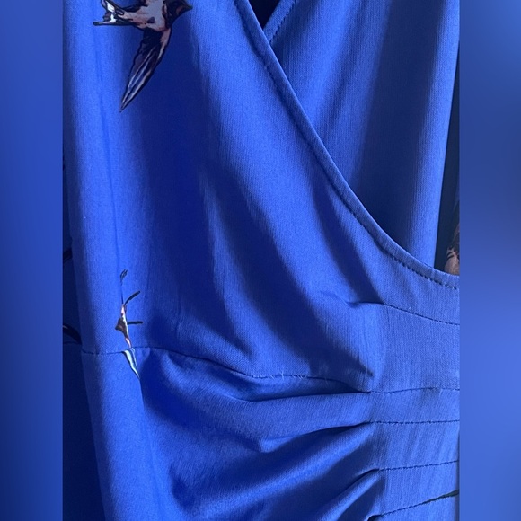Le Chateau Blue Bird Print Midi Dress size medium - Picture 4 of 6
